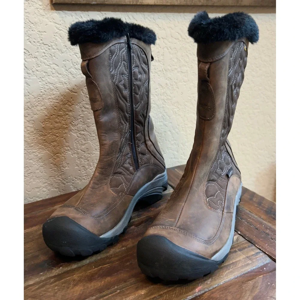KEEN Bern Baby Bern II Tall Waterproof Boots Womens 9.5 Brown 200g Insulated